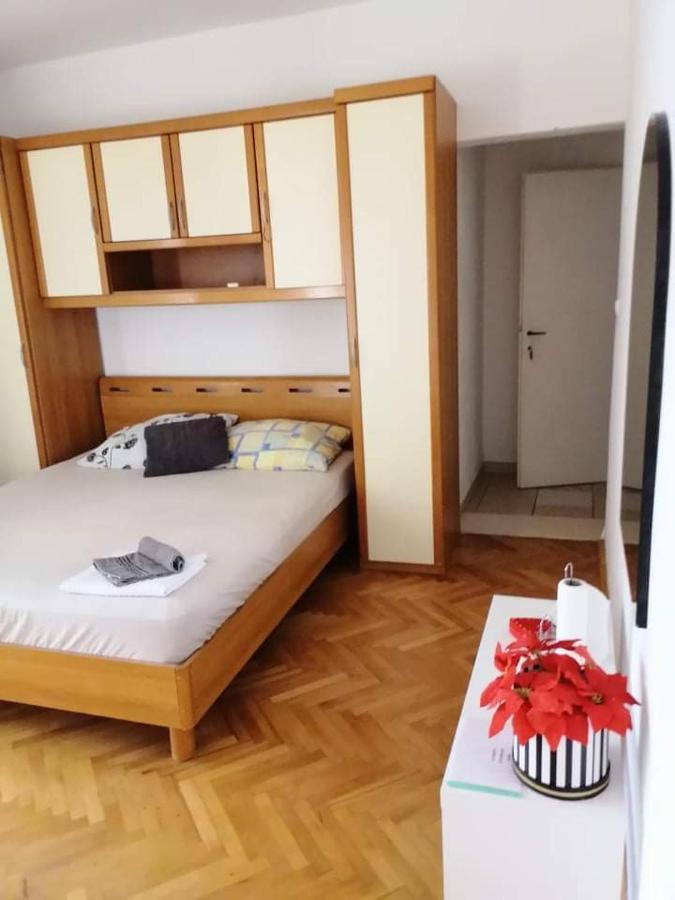 Centar And Sea View Apartment Makarska